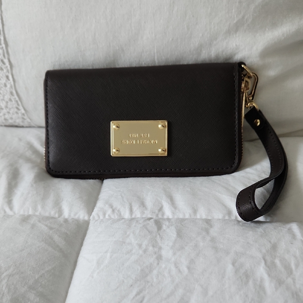 Michael Kors Brown Gold Clutch Wristlet